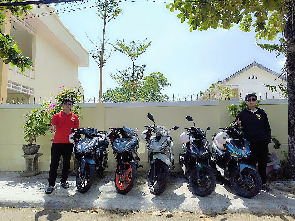 2T